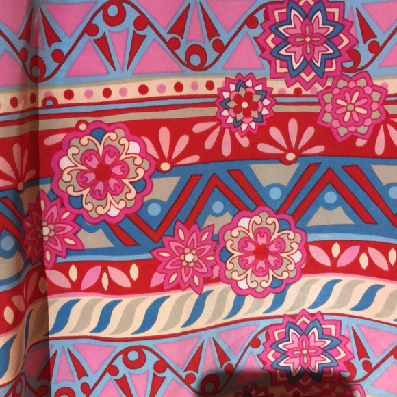 Fun , colorful blouse.  Sz Small - Picture 2 of 6